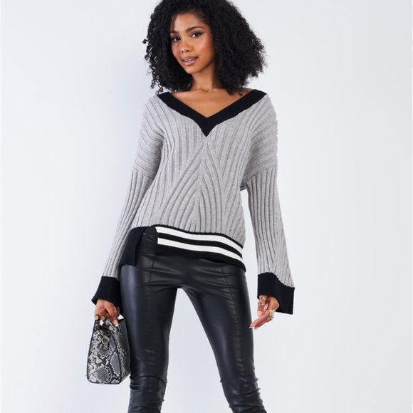 Anthropologie Sweaters - Uniq x Anthropologie V Neck Split Hem Varsity Bell Sleeve Colorblock Sweater